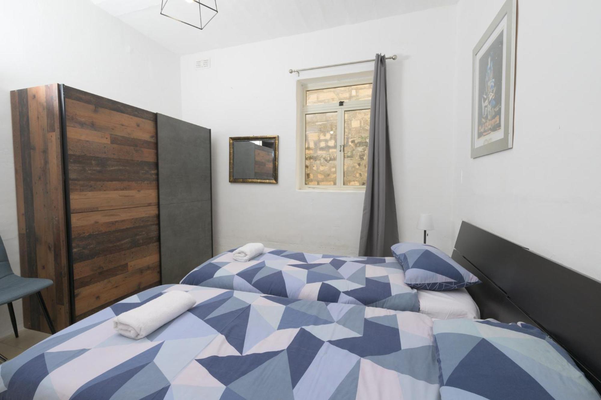 Stylish Valletta 2 Bedrooom City Centre Apartment With Terrace Exterior foto