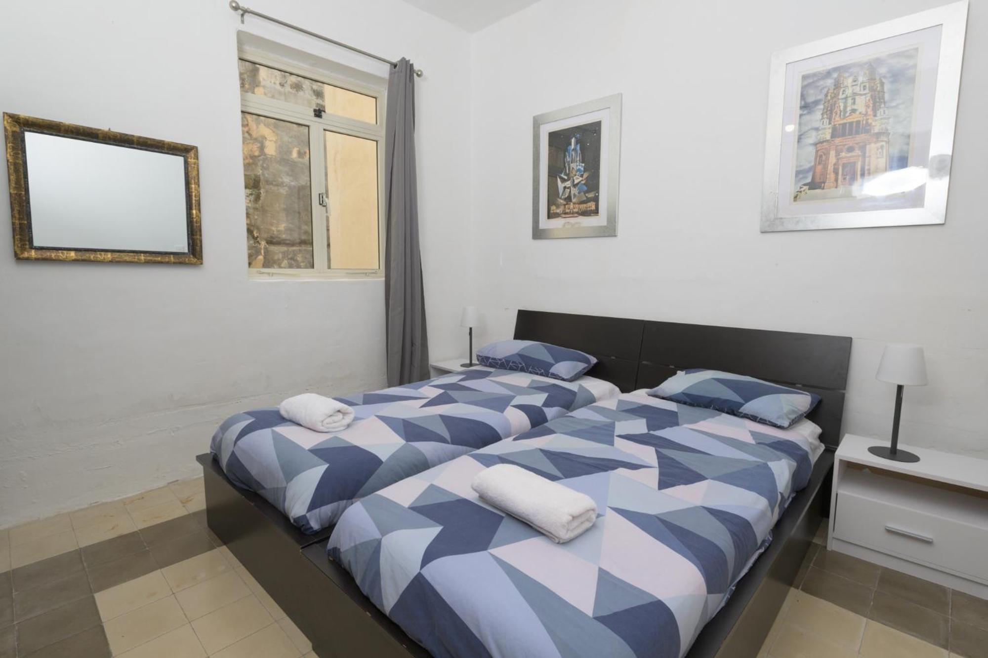 Stylish Valletta 2 Bedrooom City Centre Apartment With Terrace Exterior foto